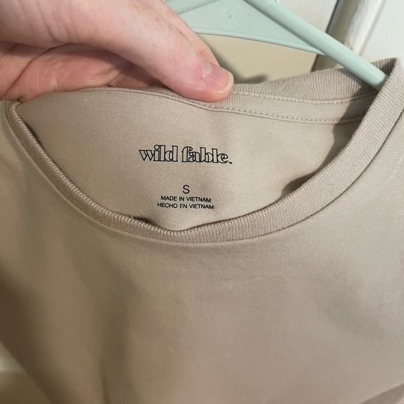 Women's beige seamless top - Picture 2 of 5